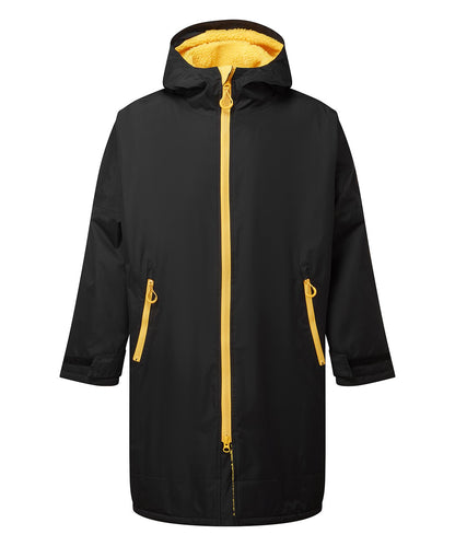 TriDri All-seasons waterproof changing robe Dryrobe