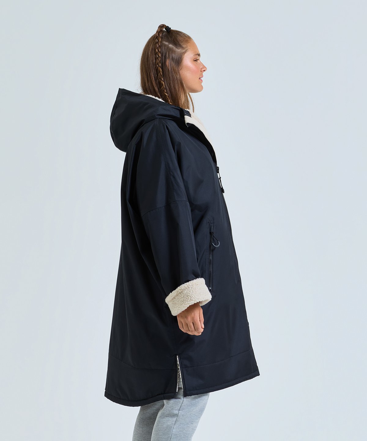 TriDri All-seasons waterproof changing robe Dryrobe