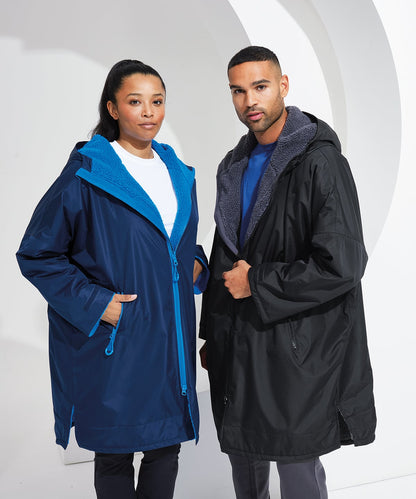 TriDri All-seasons waterproof changing robe Dryrobe